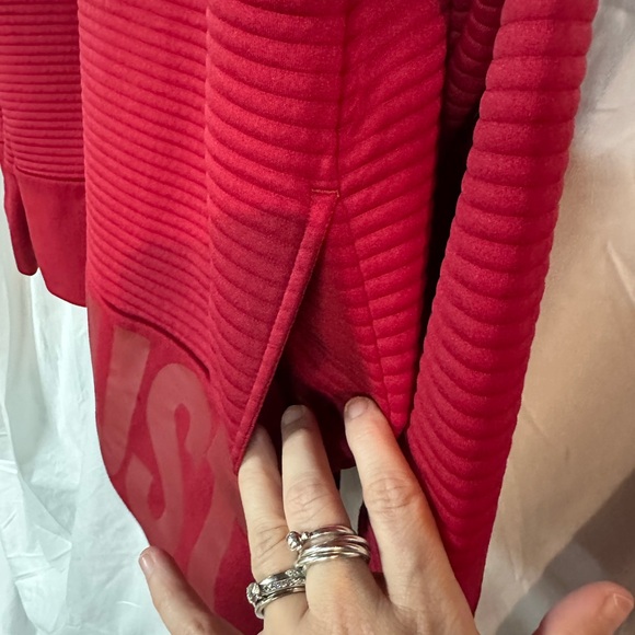 Nike Dri-FIT Red Ribbed Top, Medium - Picture 3 of 5